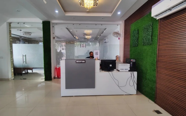 Hotel Royal Regency