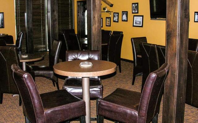 Fortune Inn & Suites