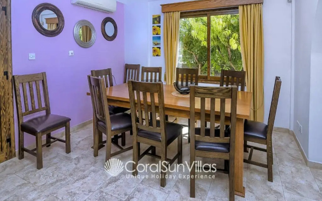 Impressive Villa Exclusive Sea Caves Walk to Taverns Sleeps 11 Ref 507