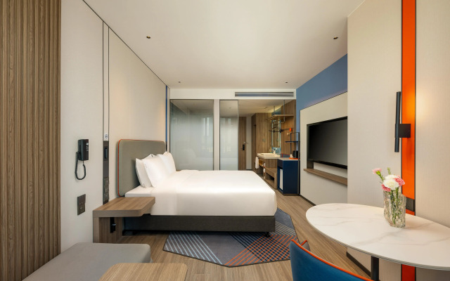 Holiday Inn Express Taizhou City Center by IHG