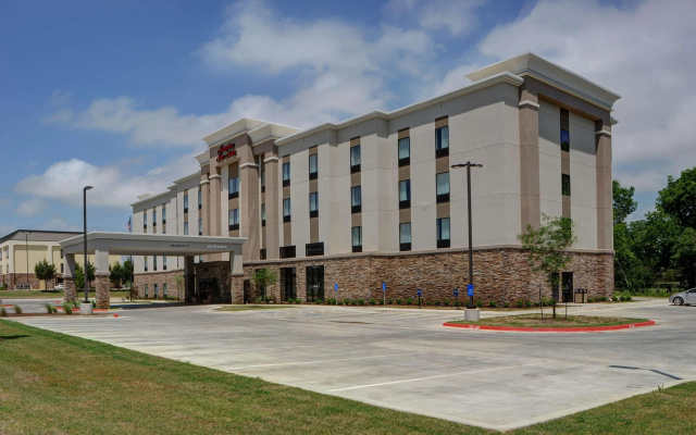 Hampton Inn & Suites Ardmore - фото 1