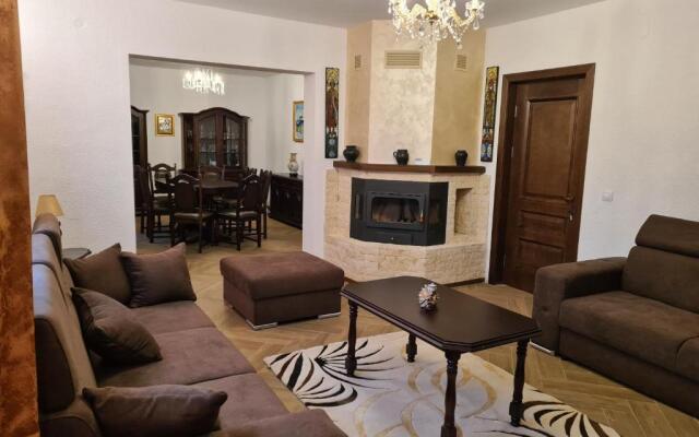 Villa Ramona
