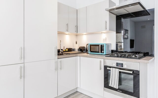 2 Bedroom Portobello Notting Hill Apartment