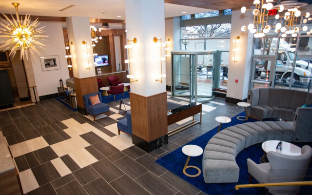 BLU-Tique, Akron, a Tribute Portfolio Hotel