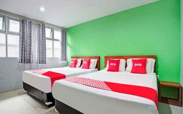 Collection O 3876 The Aurora Inn Lembang