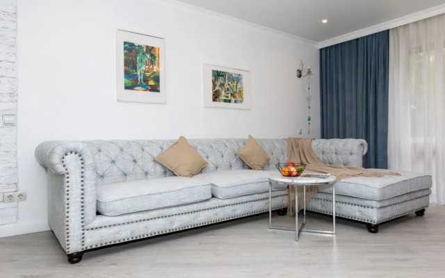 На Лермонтова 12