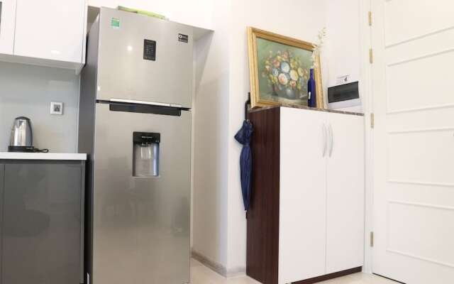 Anna House - Vinhomes Golden River