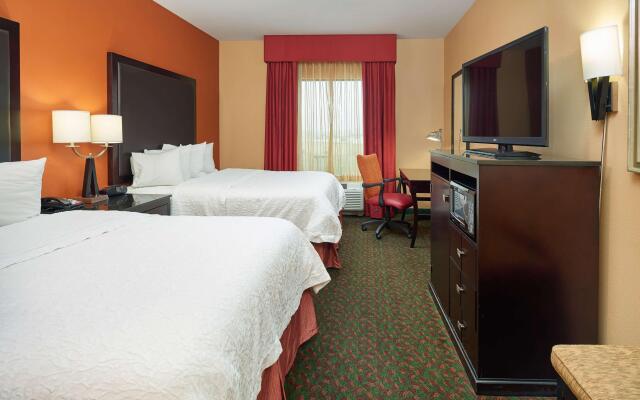 Hampton Inn & Suites Waco-South