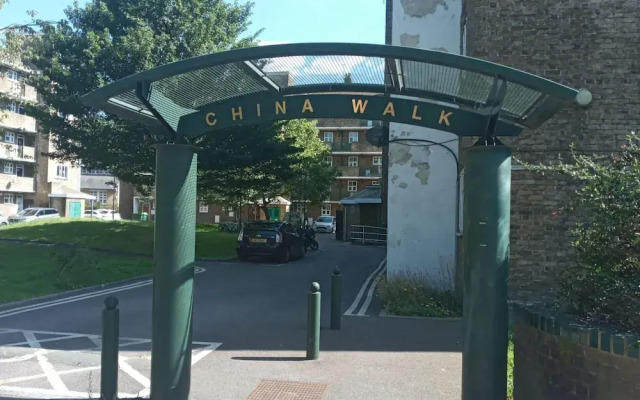 The Lambeth Apartment