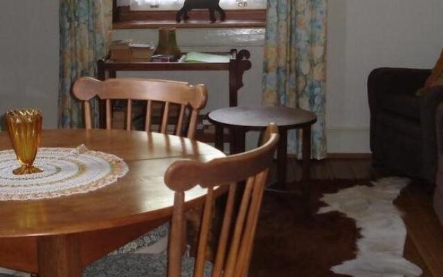 Christopher Hall's Colonial Accommodation