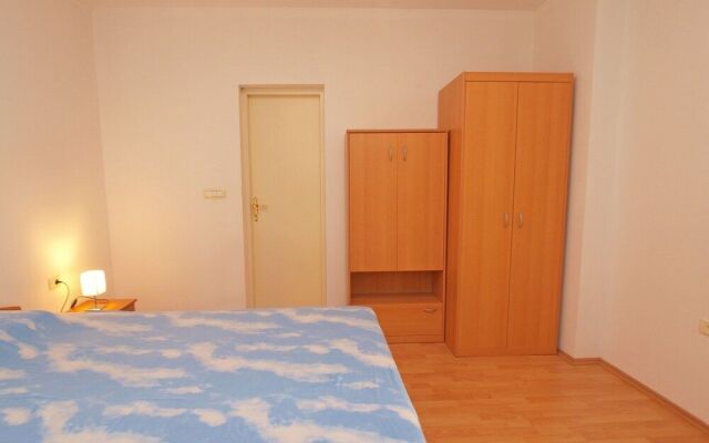Apartment 21