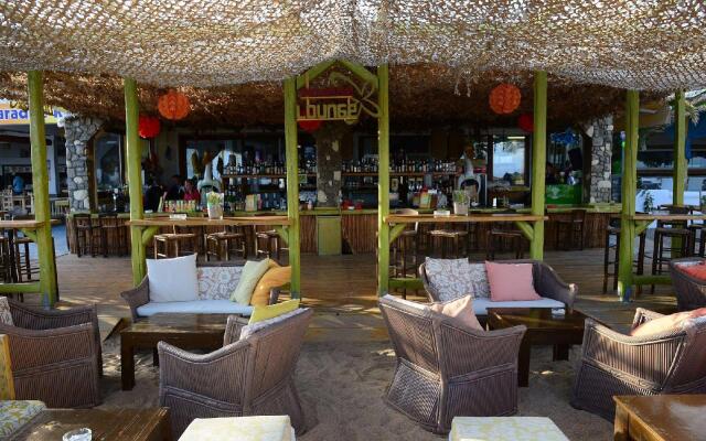 Paradise Beach Resort