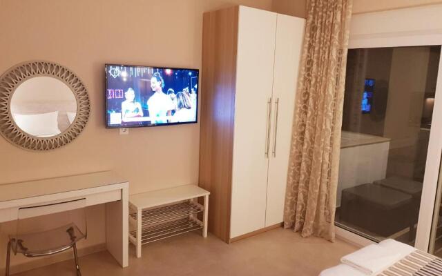 Sithonia Suites Luxury Apartments 3 Beds