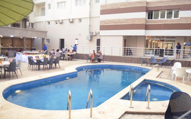Suita Hotel