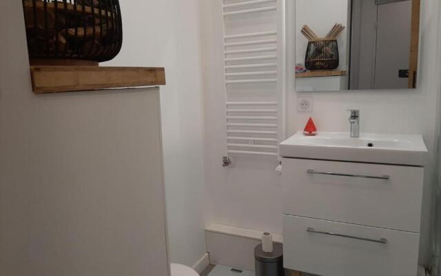 Appartement Biarritz, 1 pièce, 2 personnes - FR-1-239-675