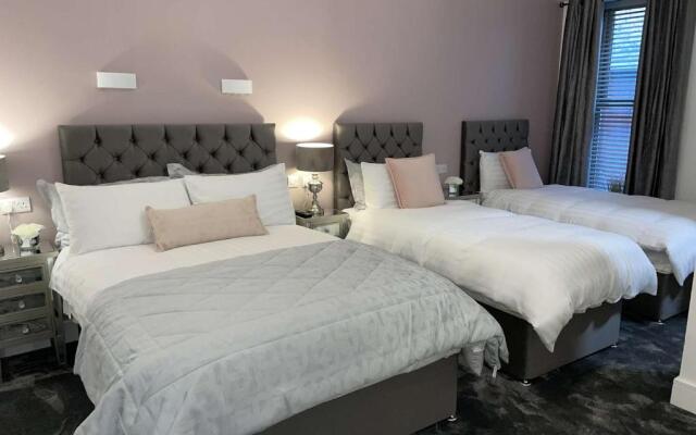 Atlantic Lodge, Main Street Ardara
