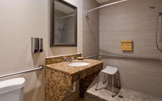 Best Western Plus Ambassador Suites Venice