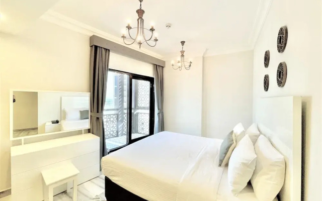 Marbella Executive 2 Bedrooms Balcony