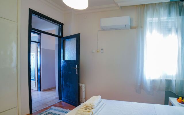 Nazende_beautiful Sea View Flat in Lovely Old Town