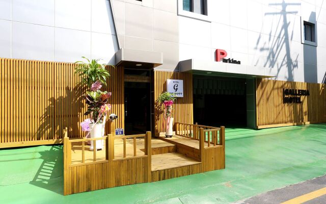 Galleria Hotel