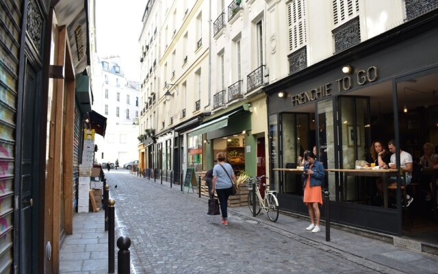 1 Bedroom Apartment In Central Paris