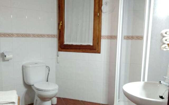 Apartment With 2 Bedrooms in Guadalaviar, With Wonderful Mountain View
