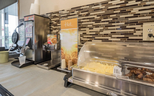 Quality Inn Janesville North