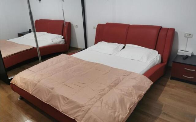 Jolie Luxury Apartment