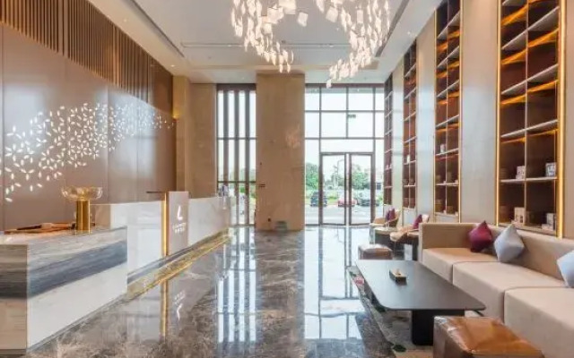 Lavande Hotel (Guangzhou Xintang Shapu Wanhui Square)