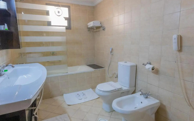 Ewan Ajman Suites