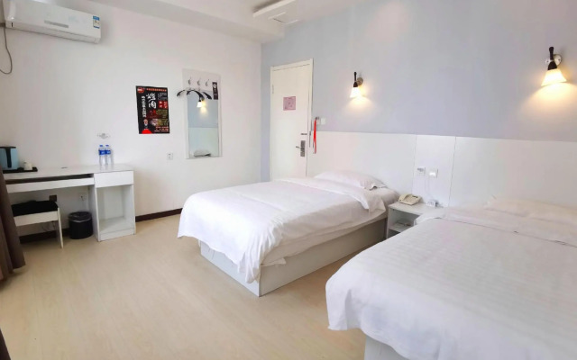 Buddy Hotel (Harbin Xueyuan Road)