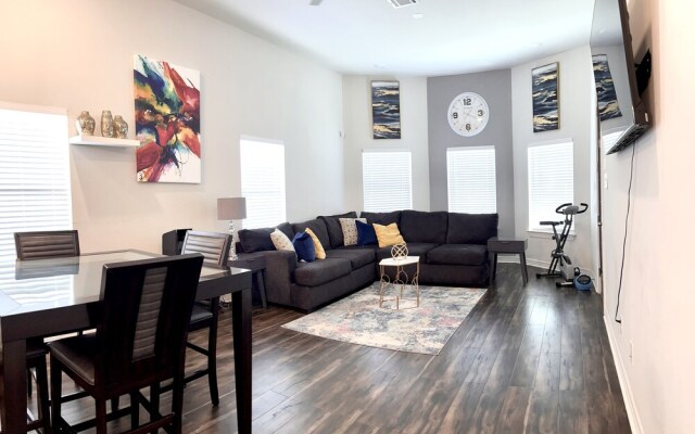 Gated Downtown Jewel