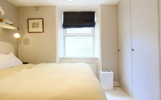 Bright and Modern One Bed in Central London