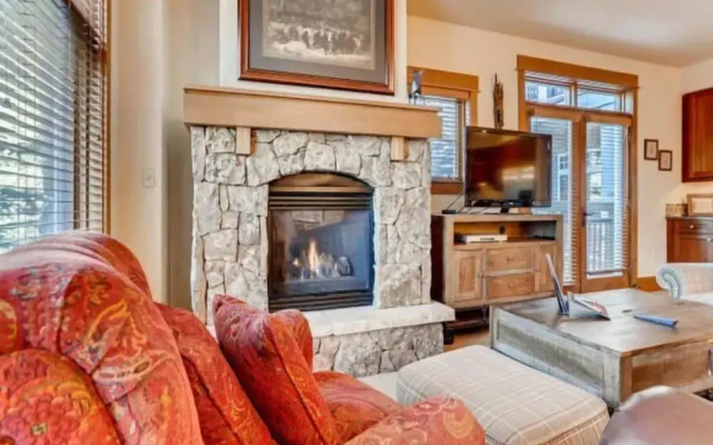 Premier 3 Bedroom Ski in, Ski out Lone Eagle Condo With the Best Access to Skiing in Keystone