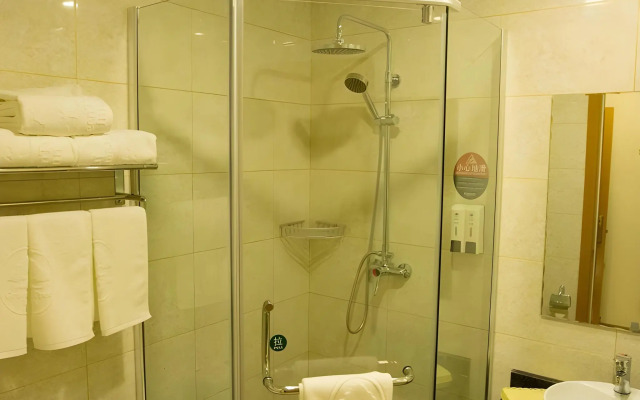 GreenTree Inn Hebei Tangshan Nanhu Lake Express Hotel