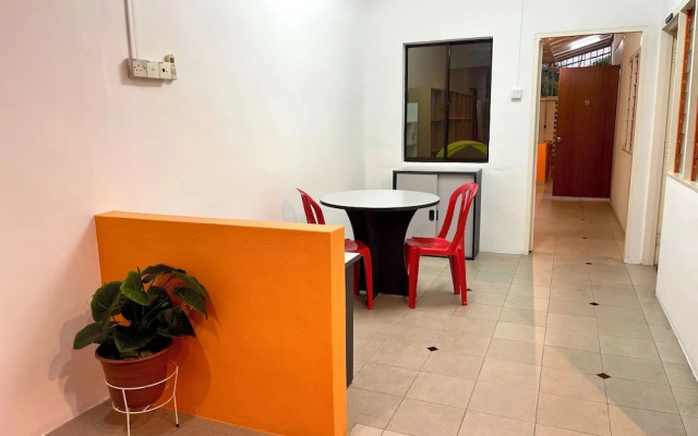 Hotel O S Homestay Premium