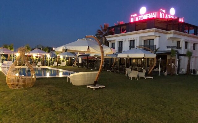 The Klazomenai Marine Hotel