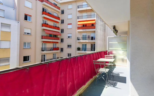 Bel appartement (2p) en plein Centre d’Antibes