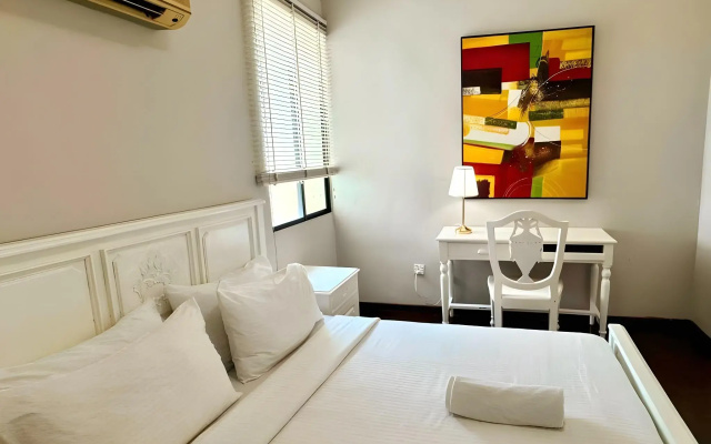 Century Bay Private Residences