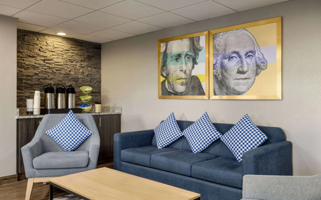 AmericInn by Wyndham Madison WI