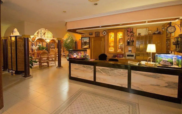 Hostal El Cruce
