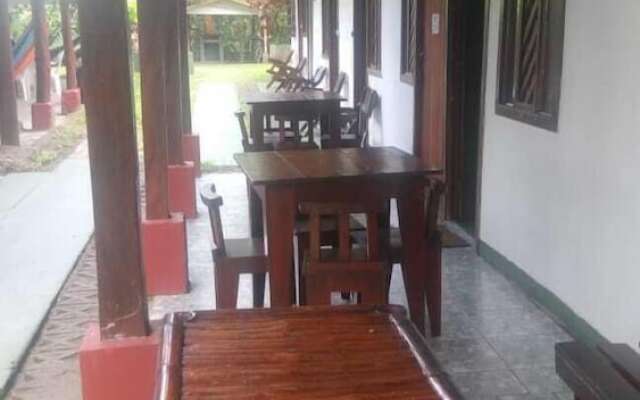Cabinas Balcon de Mar Tortuguero