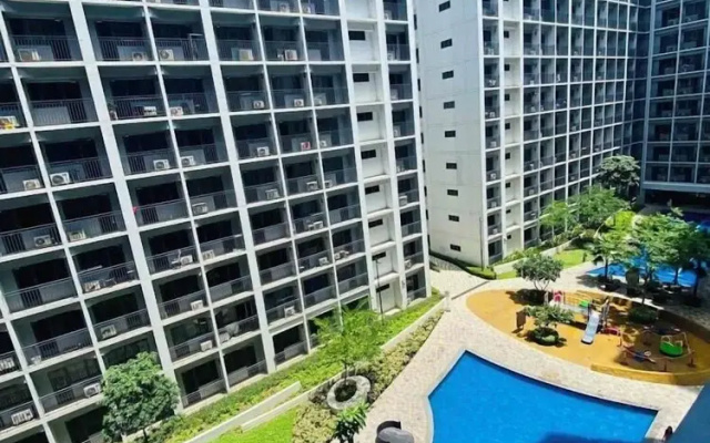 Shore 2 Tower 2 Unit 706