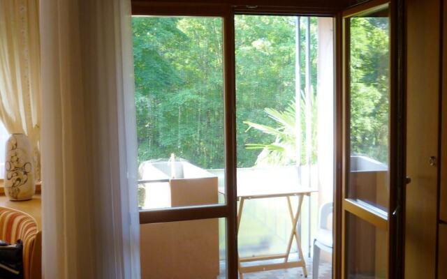 Studio in Meran, with Pool Access And Furnished Balcony - 6 Km From the Slopes