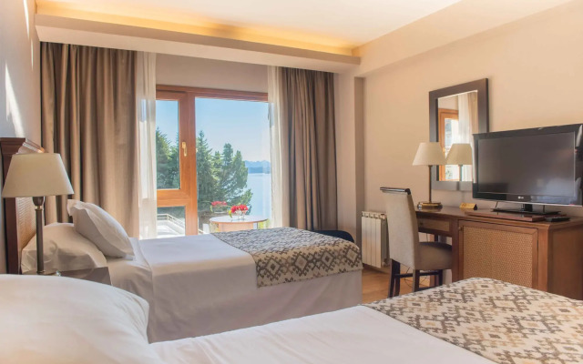 Cacique Inacayal Lake & Spa Hotel