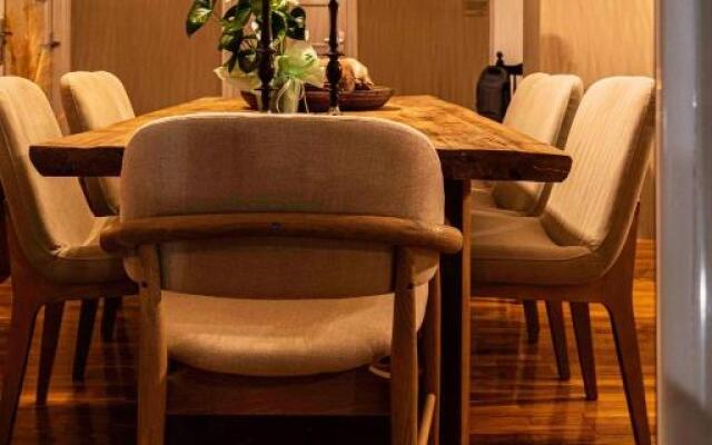 Luxury Apartment In The City Center