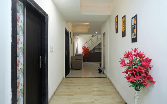 OYO 14593 Smart Rooms by Shree Vatika