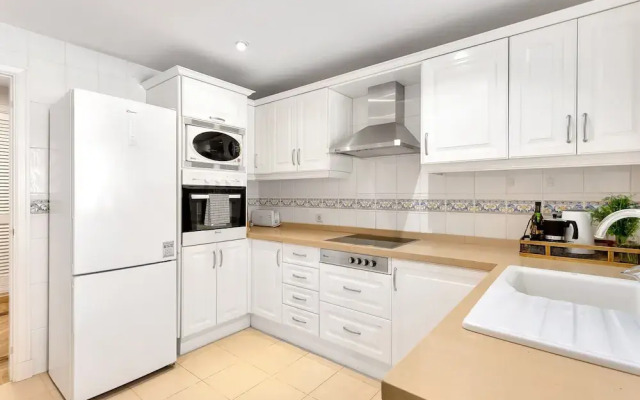 Charming Villa With Terrace