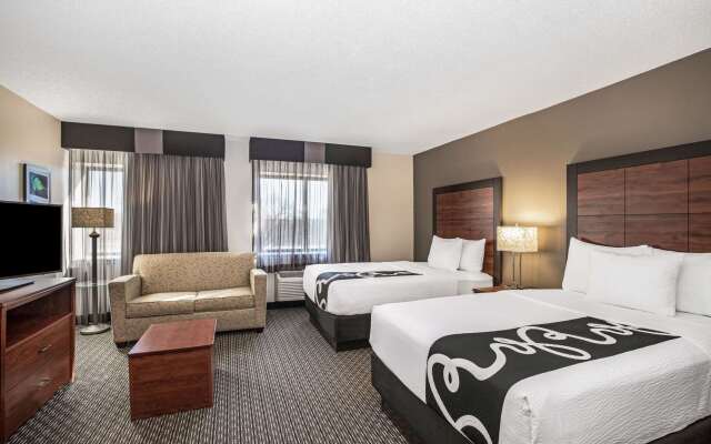 La Quinta Inn & Suites by Wyndham N Little Rock-McCain Mall