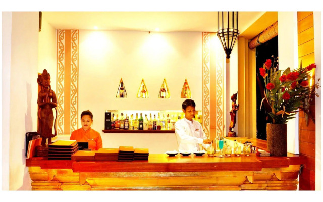 Areindmar Hotel